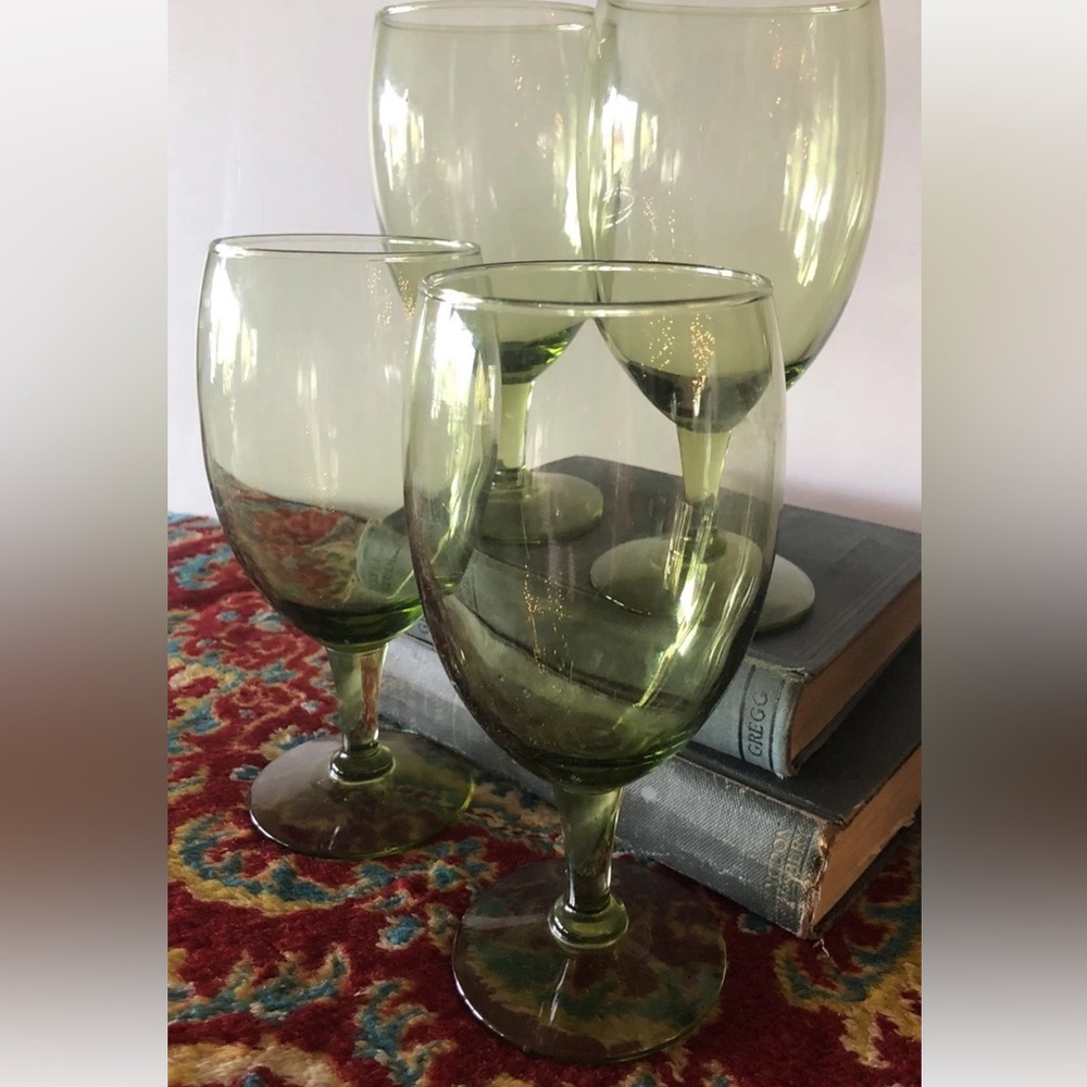 4 Vintage Libbey Green Glass Ice Tea Water Glasses Goblets 16 oz. 7.25" EC